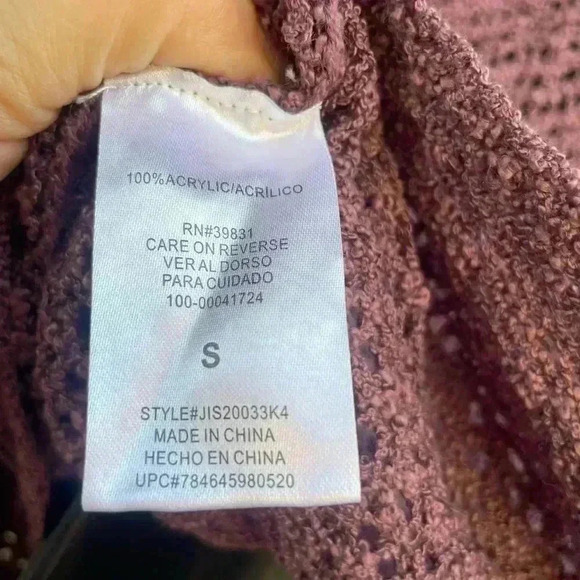 JOLT women’s crochet knit purple sweater with thick lace along the arm sz S used - Picture 8 of 8